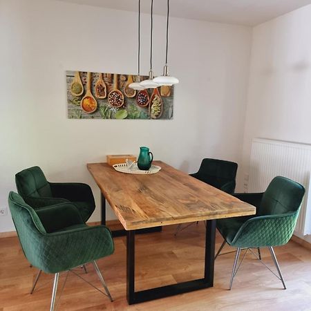 Wohlfuehloase Apartment Sankt Wendel Bagian luar foto